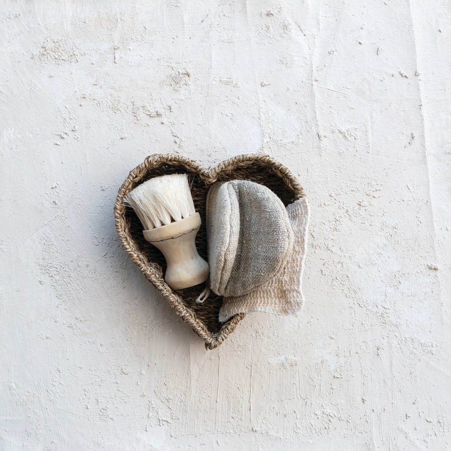 Hand-Woven Seagrass & Metal Heart Shaped Basket